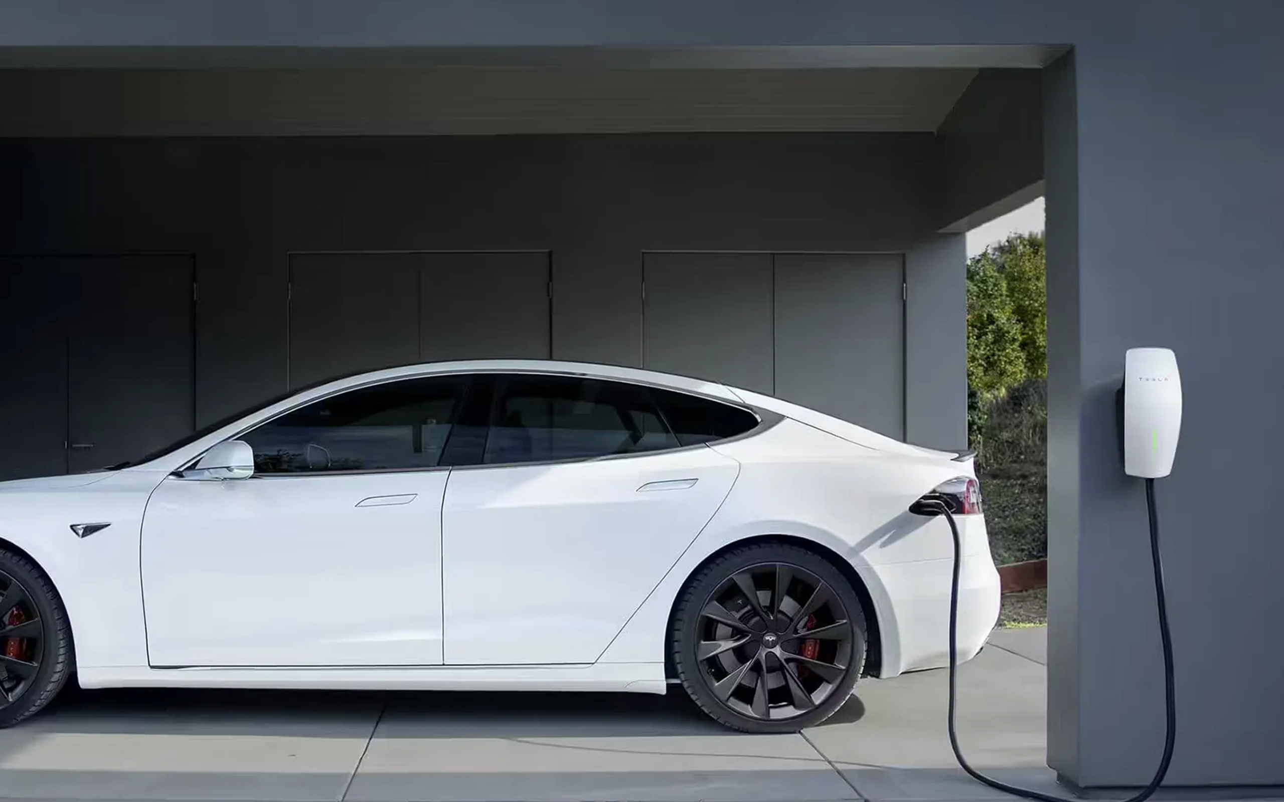 tesla-ev-charge